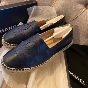 AUTH CHANEL ESPADRILLES